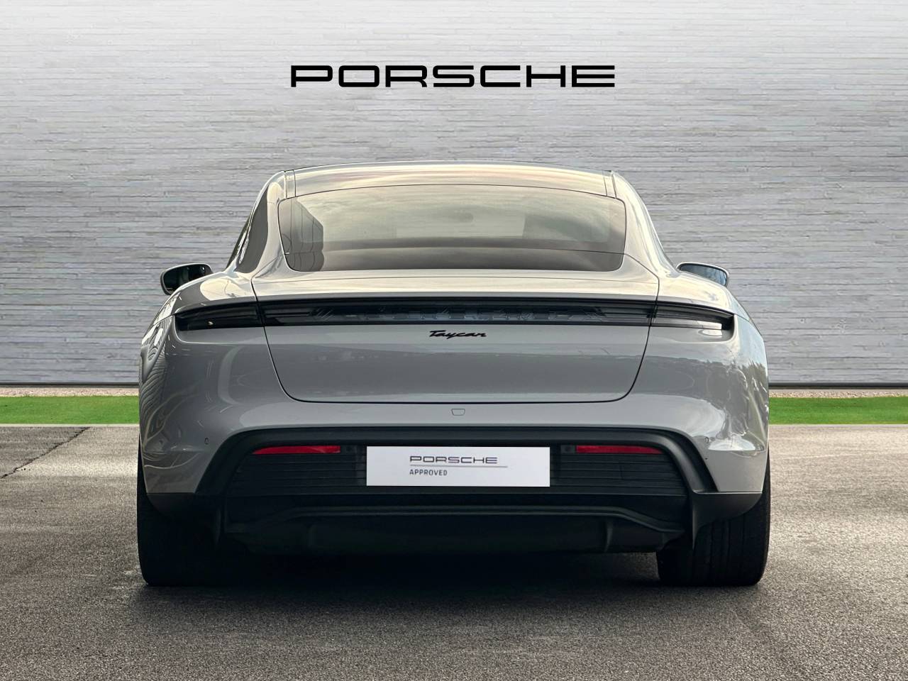 Used Porsche Taycan 2021 for sale - 76625089: Photo 7