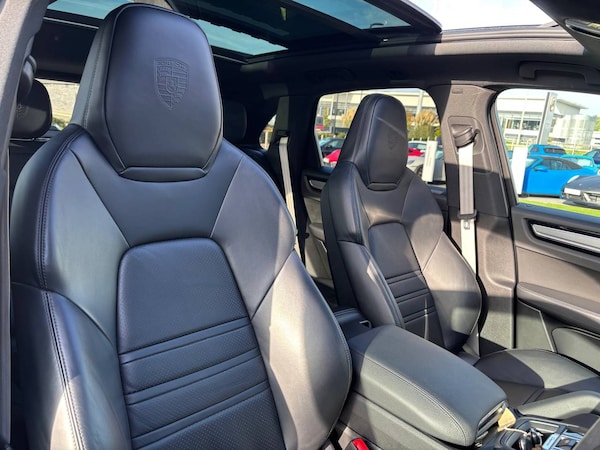 Used Porsche Cayenne 2022 for sale - 76248499: Photo 44