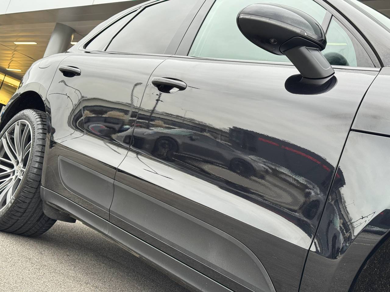 Used Porsche Macan 2021 for sale - 77388422: Photo 10