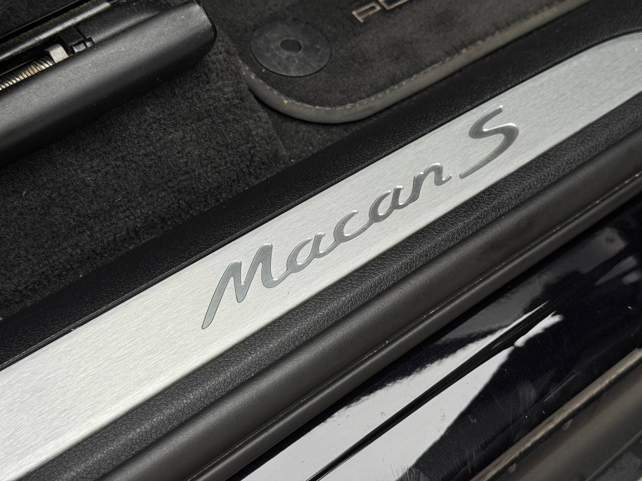 Used Porsche Macan 2021 for sale - 77388422: Photo 24