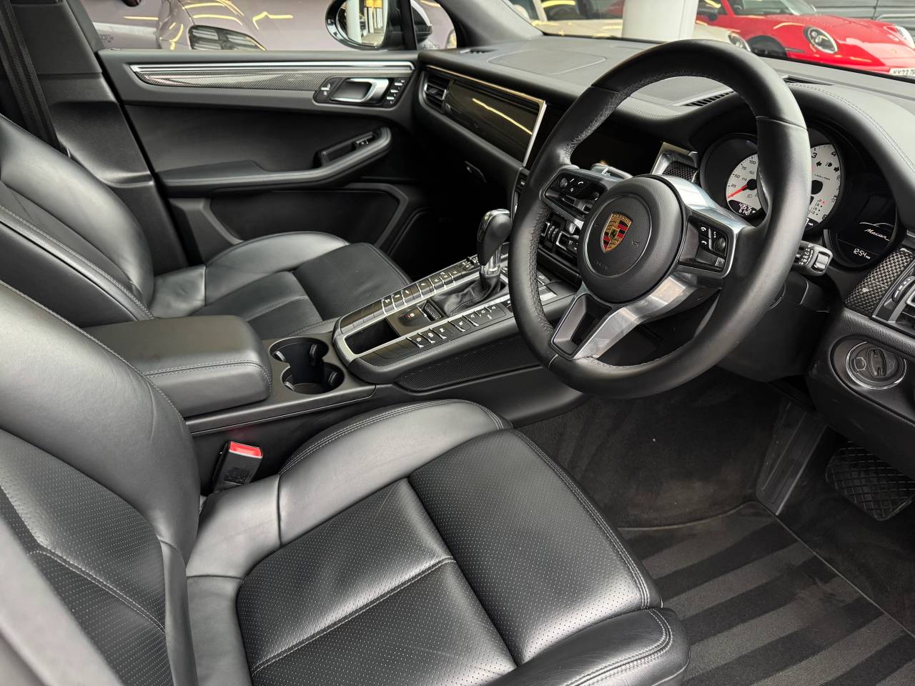 Used Porsche Macan 2021 for sale - 77388422: Photo 39