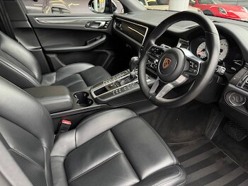Used Porsche Macan 2021 for sale - 77388422: Photo