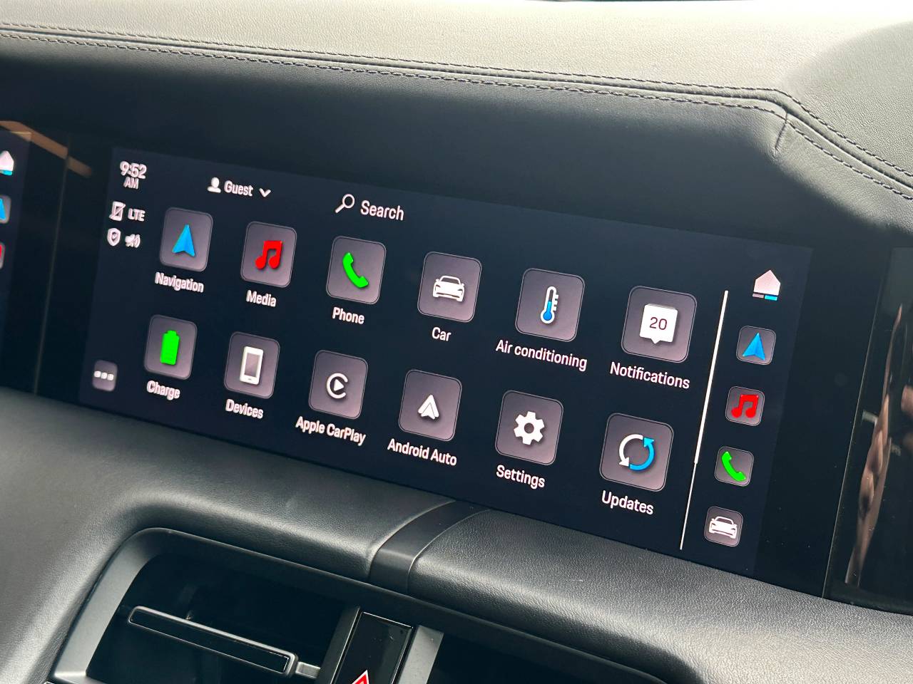 Used Porsche Taycan 2022 for sale - 76110465: Photo 33