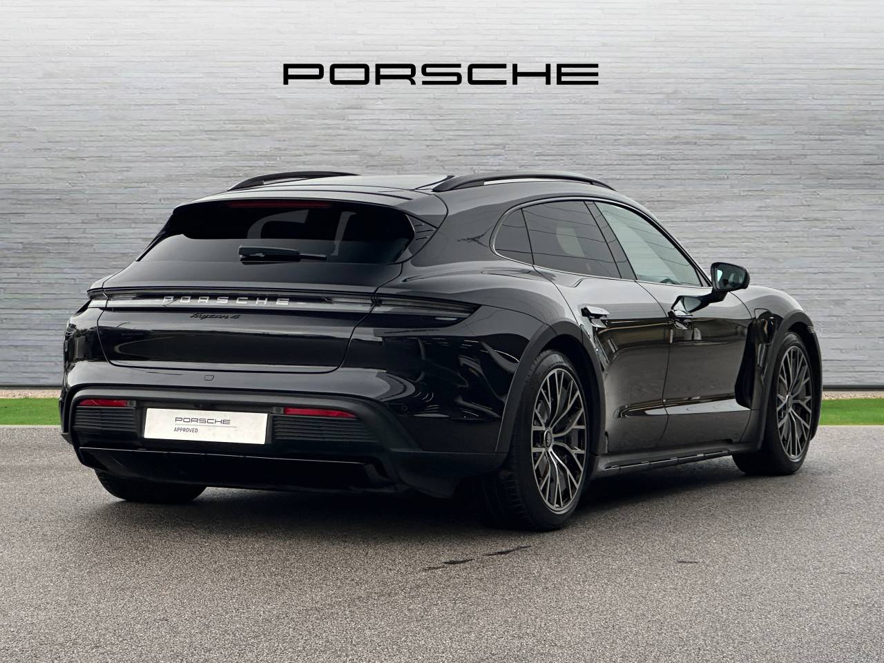 Used Porsche Taycan 2022 for sale - 76110465: Photo 50