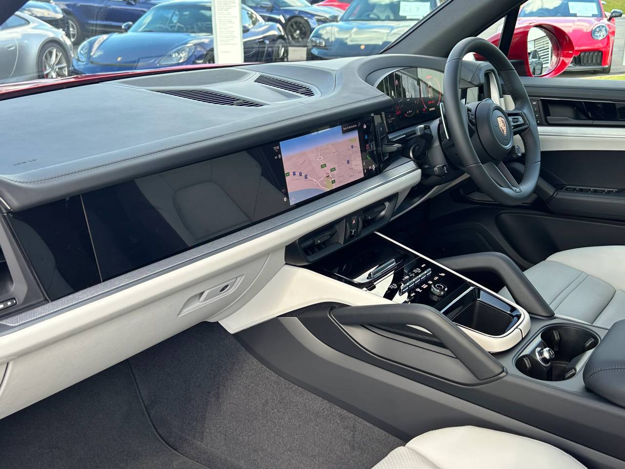 Used Porsche Cayenne 2026 for sale - 77205023: Photo 34