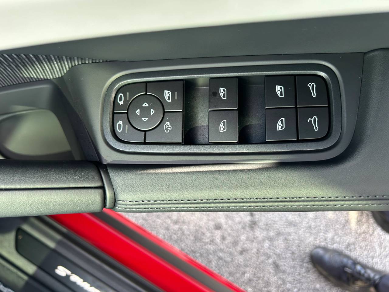 Used Porsche Cayenne 2026 for sale - 77205023: Photo 52