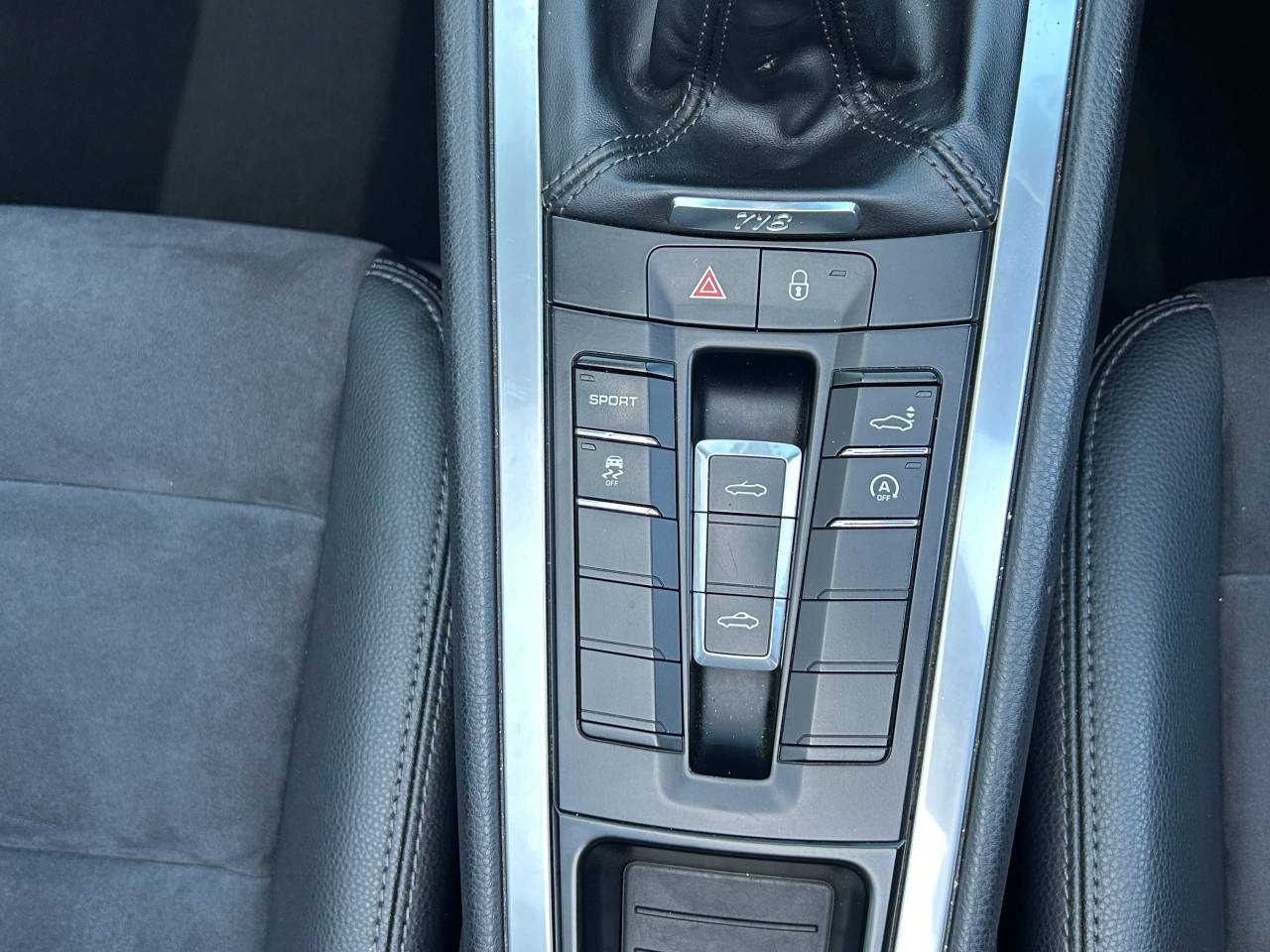 Used Porsche Boxster 2017 for sale - 76486639: Photo 29