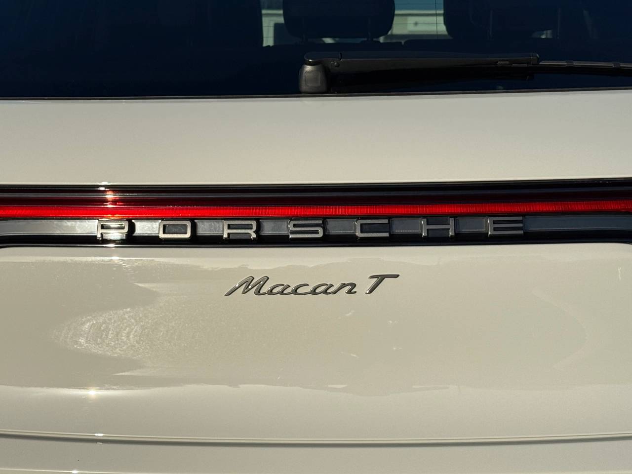 Used Porsche Macan 2025 for sale - 76609252: Photo 12