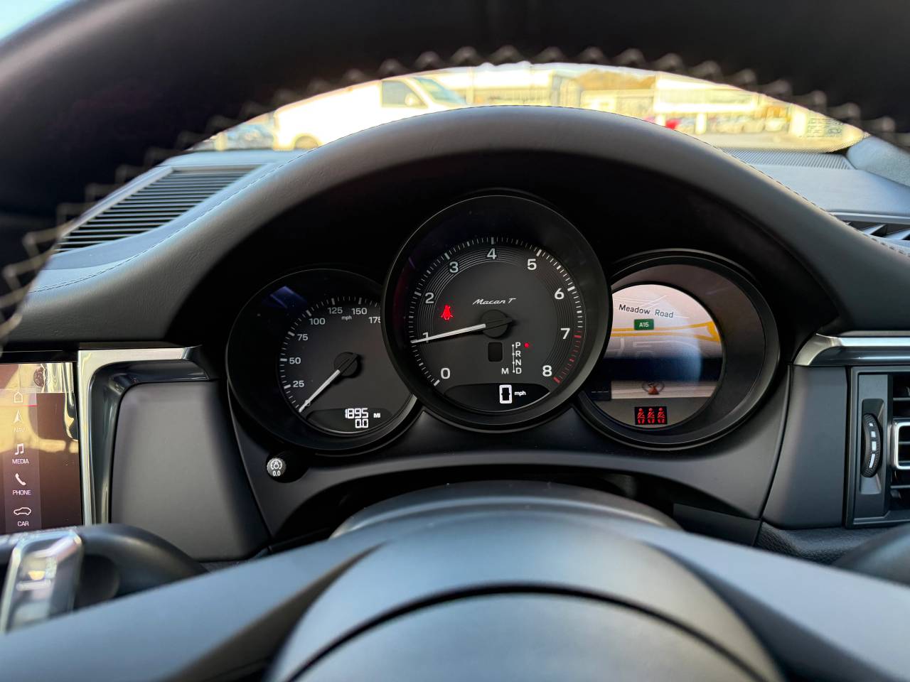 Used Porsche Macan 2025 for sale - 76609252: Photo 18