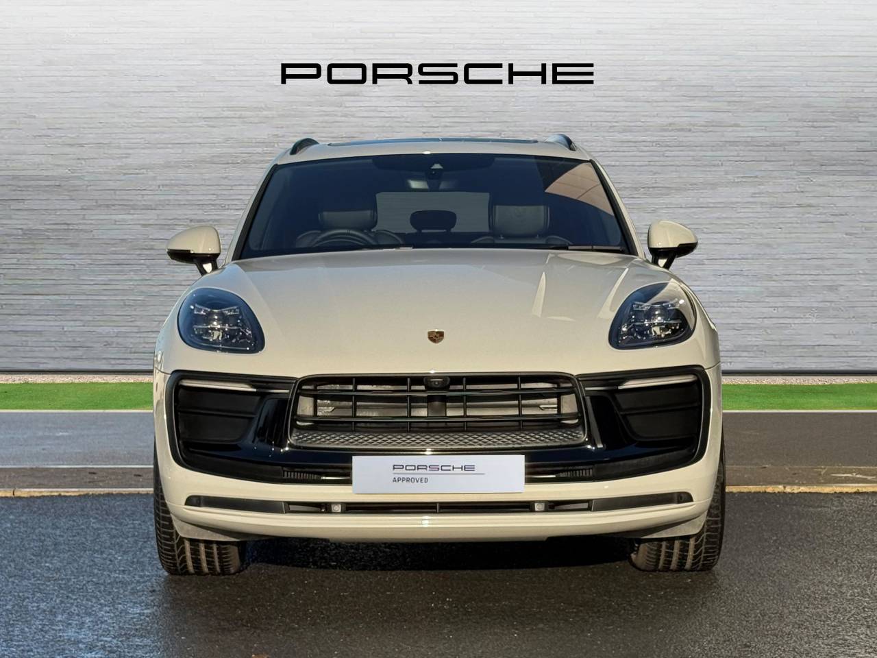 Used Porsche Macan 2025 for sale - 76609252: Photo 7