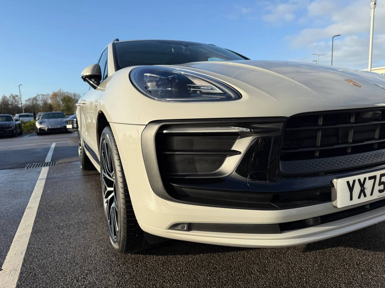 Used Porsche Macan 2025 for sale - 76609252: Photo 9
