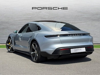 Used Porsche Taycan 2020 for sale - 75155453: Photo
