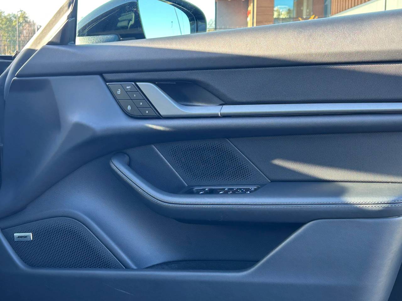 Used Porsche Taycan 2024 for sale - 77177612: Photo 30