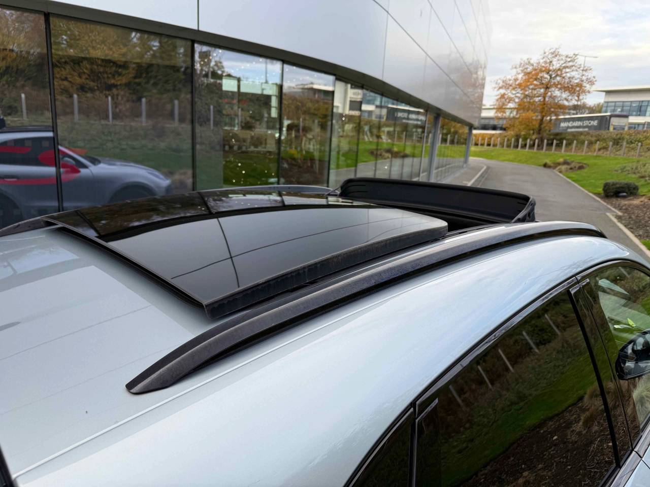 Used Porsche Macan 2023 for sale - 76500909: Photo 11