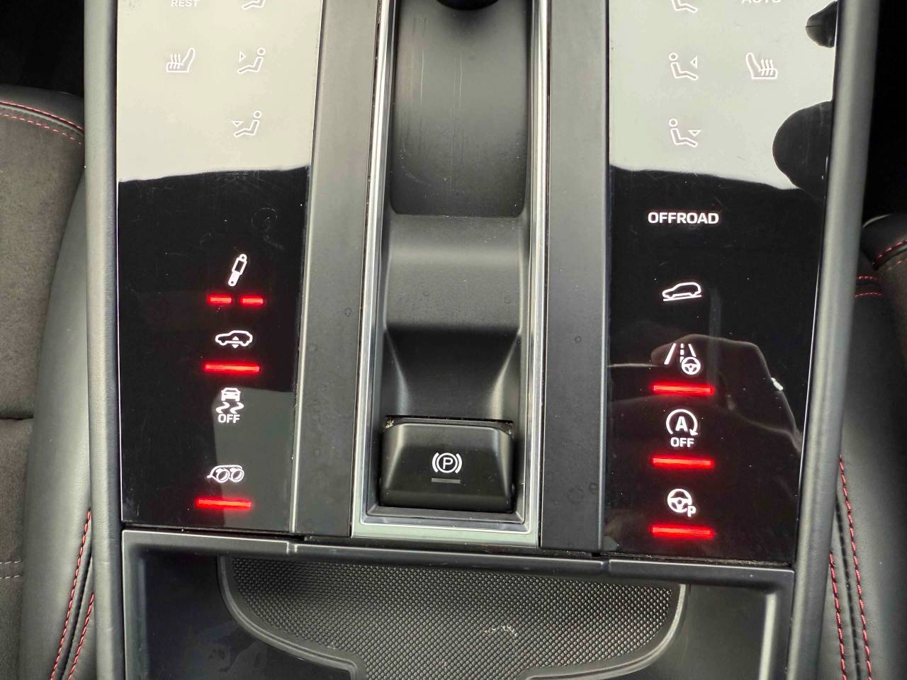 Used Porsche Macan 2023 for sale - 76500909: Photo 20