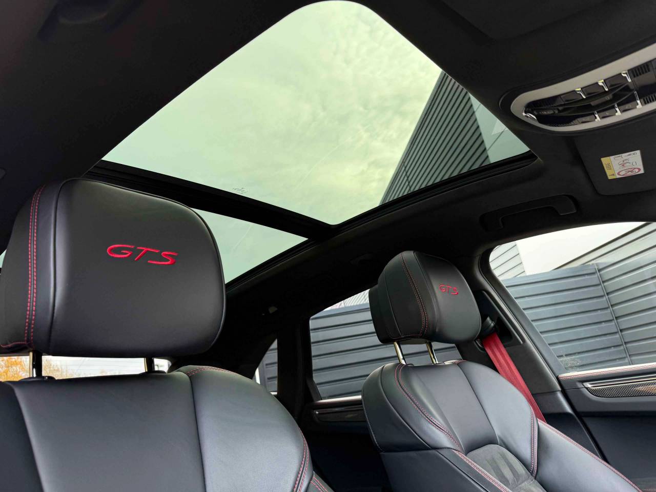 Used Porsche Macan 2023 for sale - 76500909: Photo 27