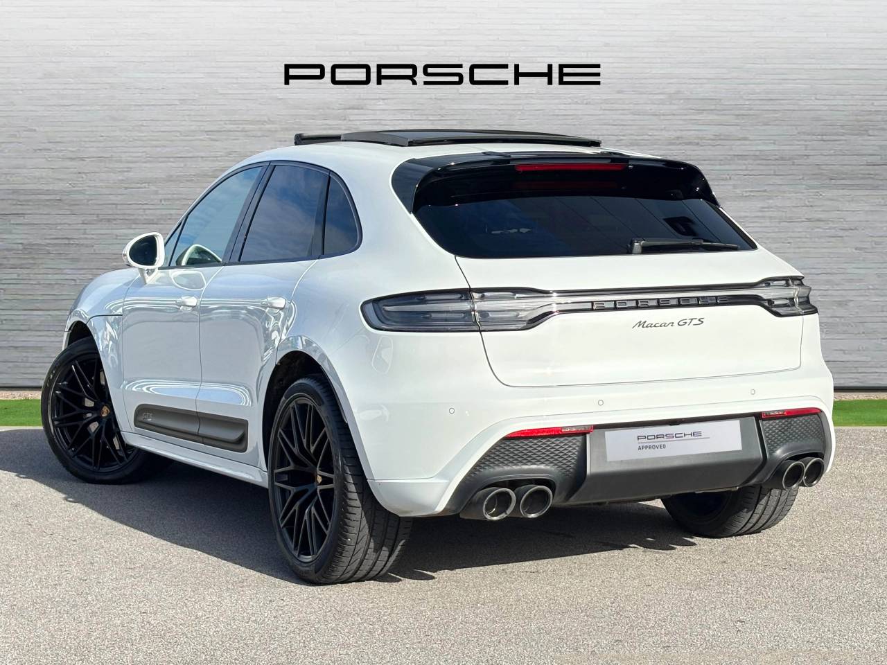 Used Porsche Macan 2024 for sale - 77739468: Photo 3