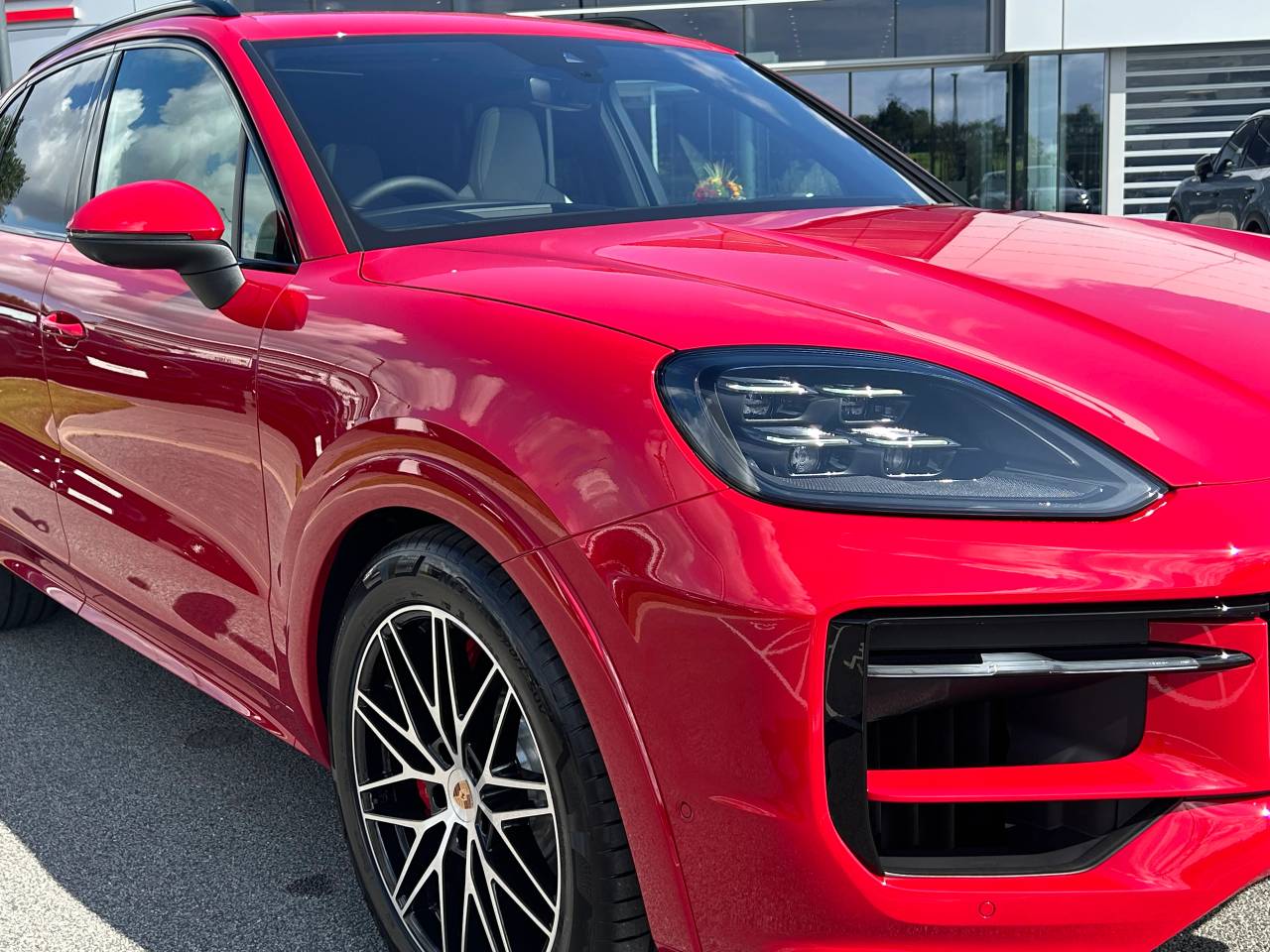 Used Porsche Cayenne 2026 for sale - 78088104: Photo 12