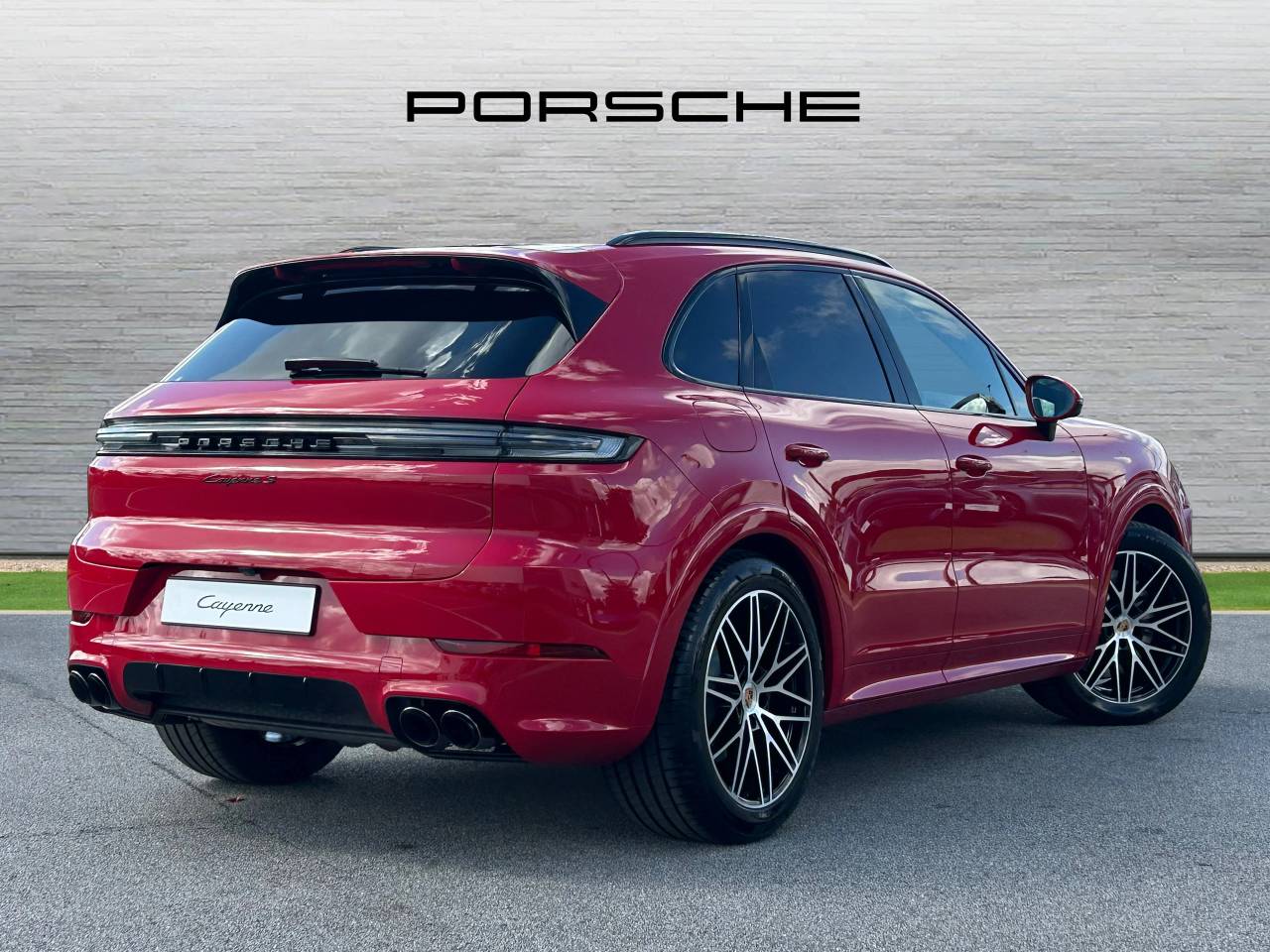 Used Porsche Cayenne 2026 for sale - 78088104: Photo 3