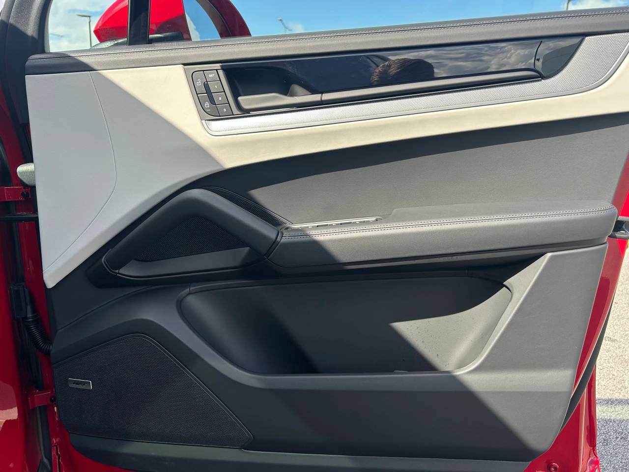 Used Porsche Cayenne 2026 for sale - 78088104: Photo 31