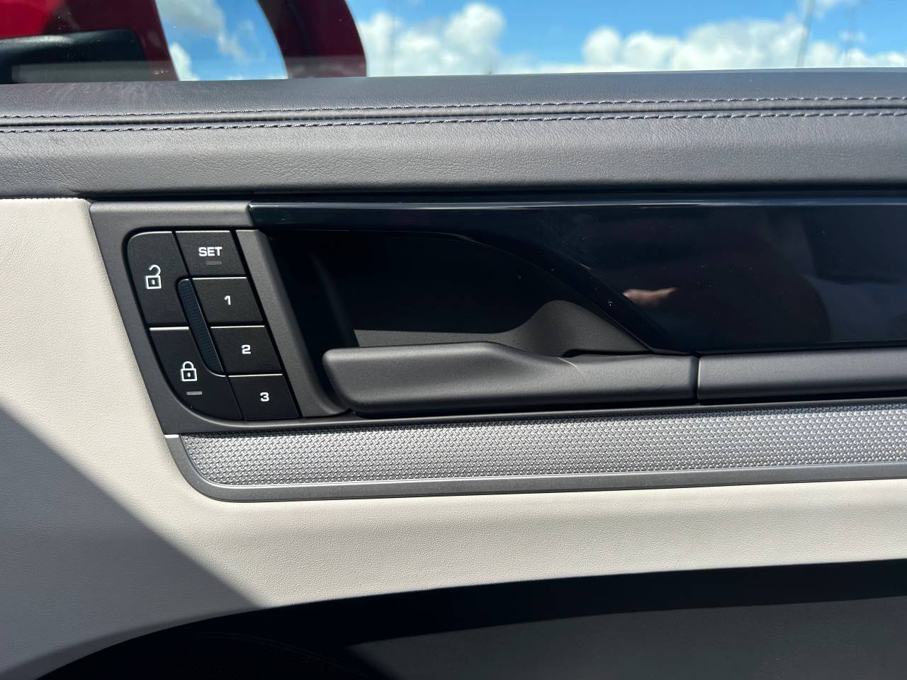 Used Porsche Cayenne 2026 for sale - 78088104: Photo 45