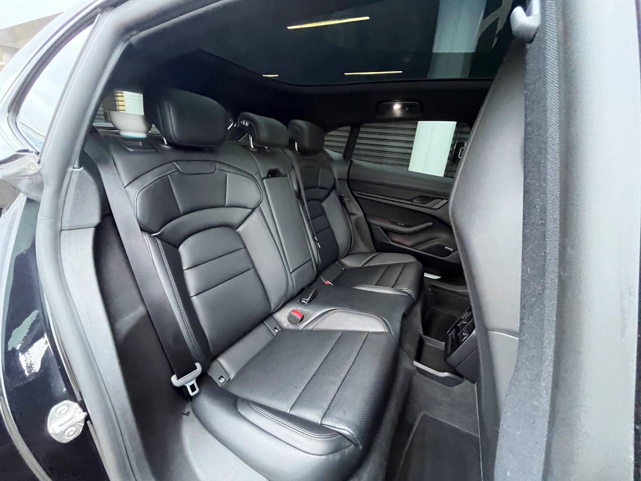 Used Porsche Taycan 2024 for sale - 76486642: Photo 19