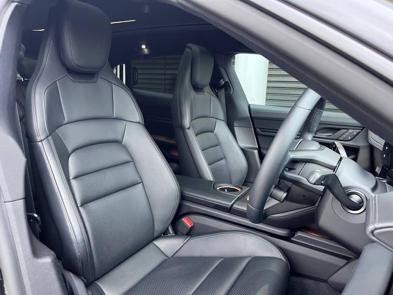 Used Porsche Taycan 2024 for sale - 76486642: Photo 31