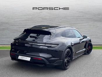 Used Porsche Taycan 2024 for sale - 76486642: Photo