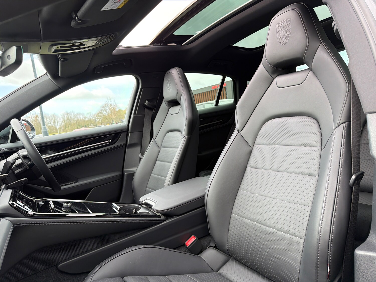 Used Porsche Panamera 2025 for sale - 78036124: Photo 17