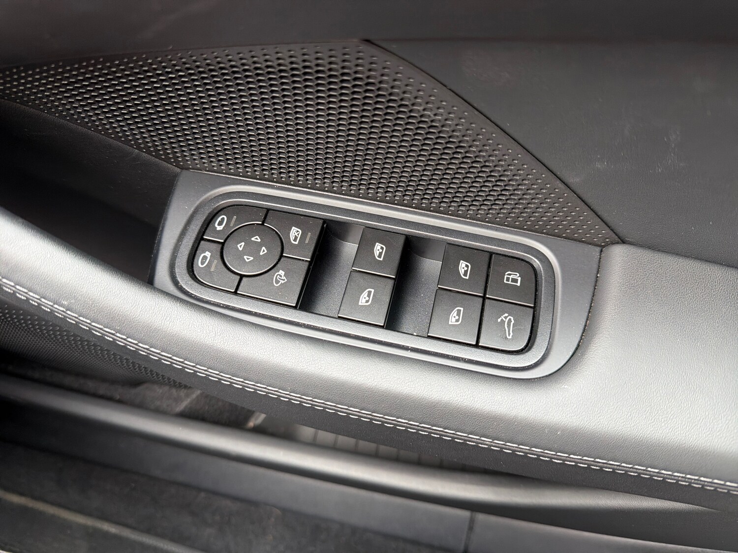 Used Porsche Panamera 2025 for sale - 78036124: Photo 46