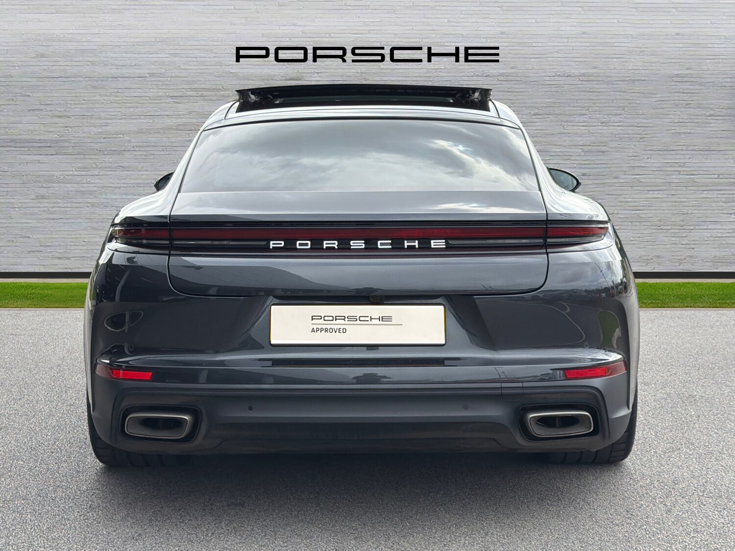 Used Porsche Panamera 2025 for sale - 78036124: Photo 5