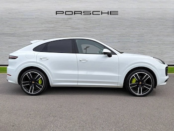 Used Porsche Cayenne 2023 for sale - 79170544: Photo