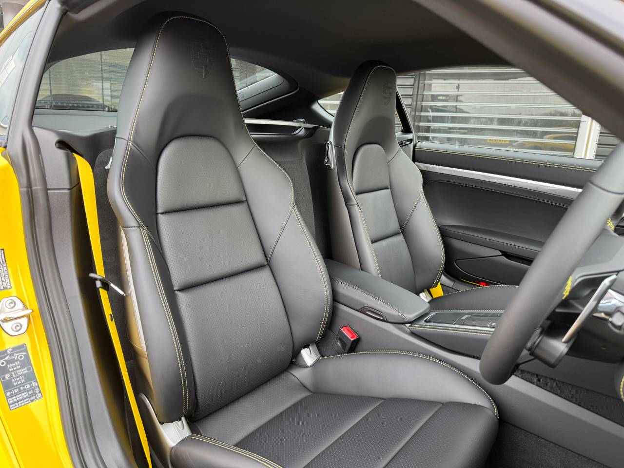 Used Porsche 718 Cayman 2025 for sale - 76609249: Photo 5