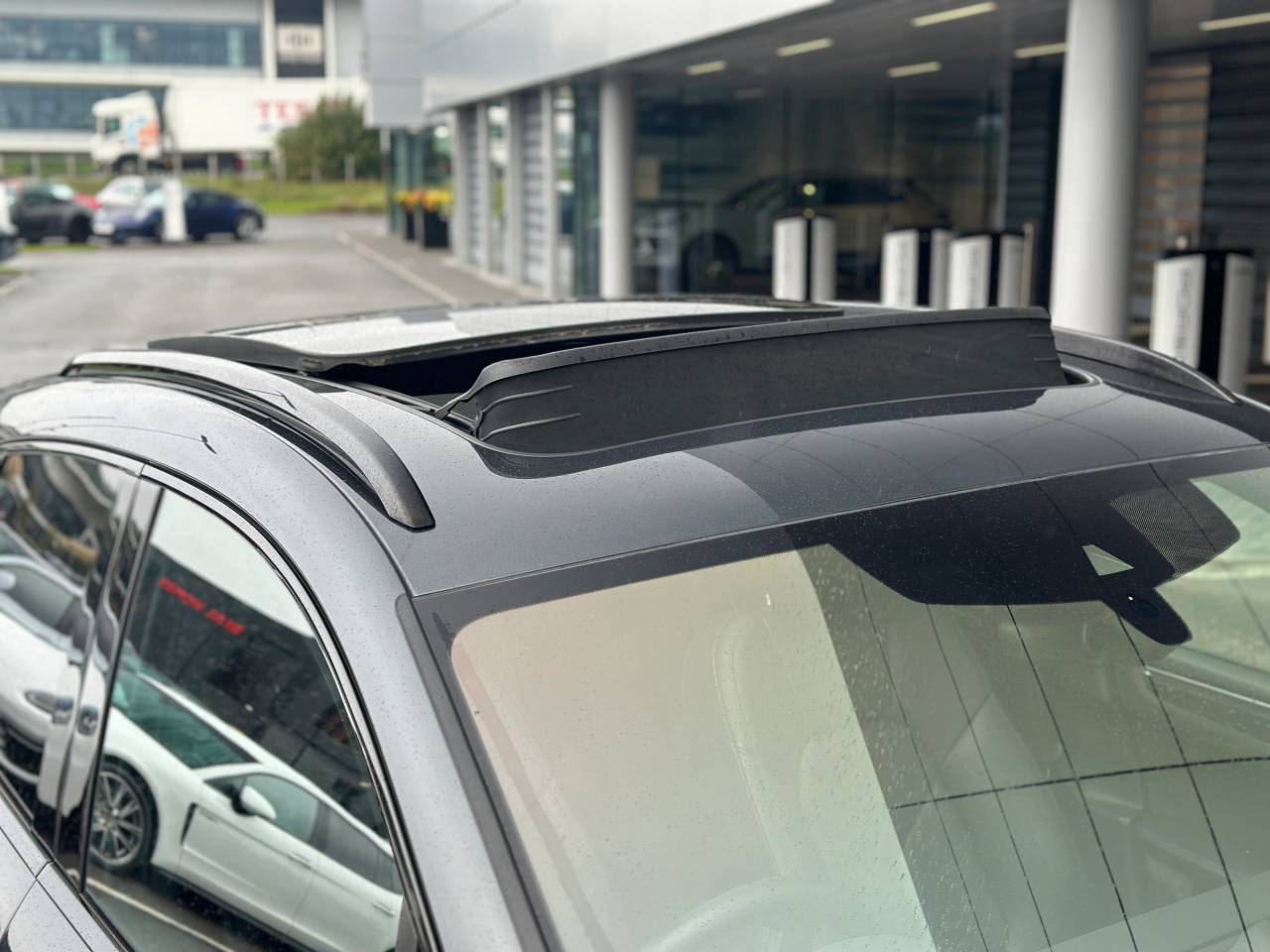 Used Porsche Macan 2024 for sale - 76110990: Photo 11