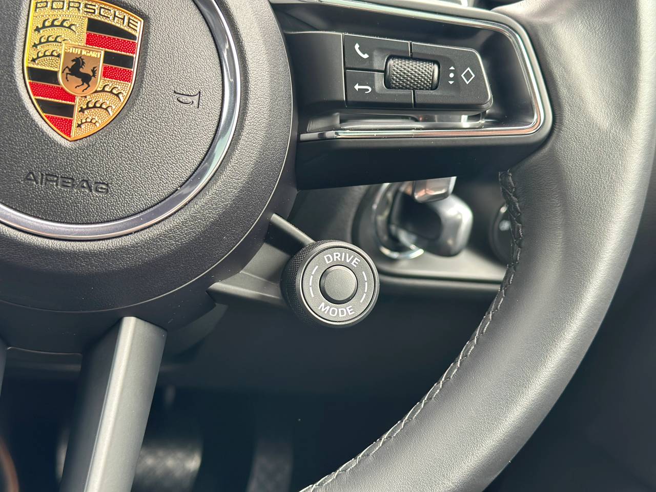 Used Porsche Macan 2024 for sale - 76110990: Photo 34