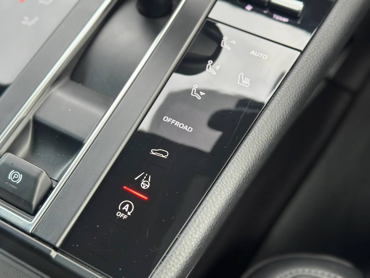 Used Porsche Macan 2024 for sale - 76110990: Photo 41