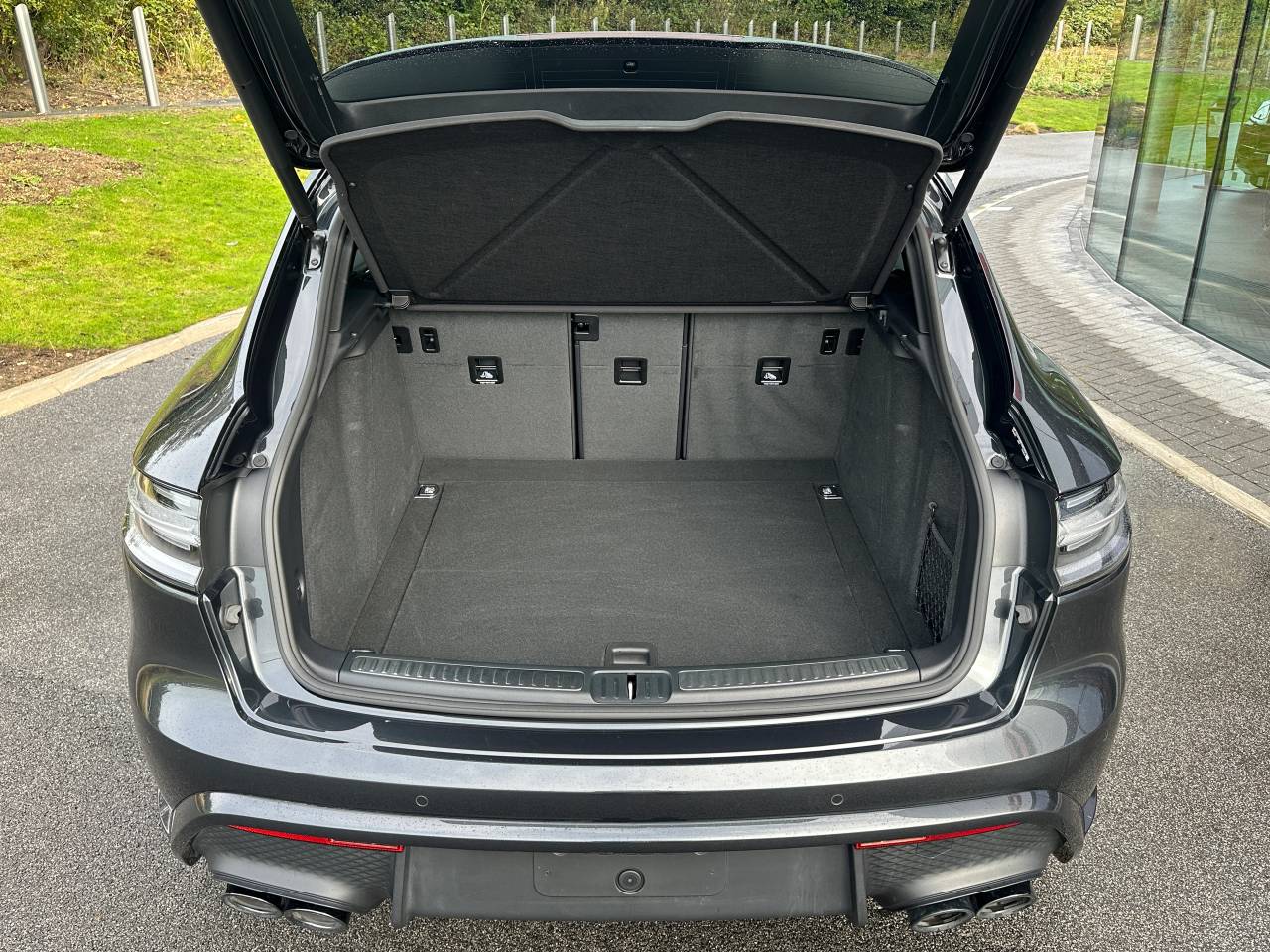 Used Porsche Macan 2024 for sale - 76110990: Photo 45