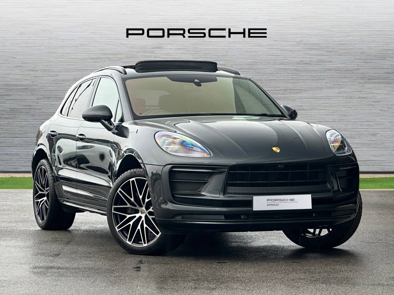 Used Porsche Macan 2024 for sale - 76110990: Photo 46