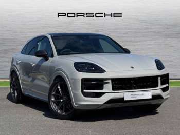 2025 (25) - 5dr Tiptronic S