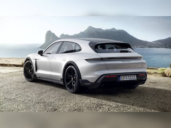 Used Porsche Taycan 2023 for sale - 77013525: Photo