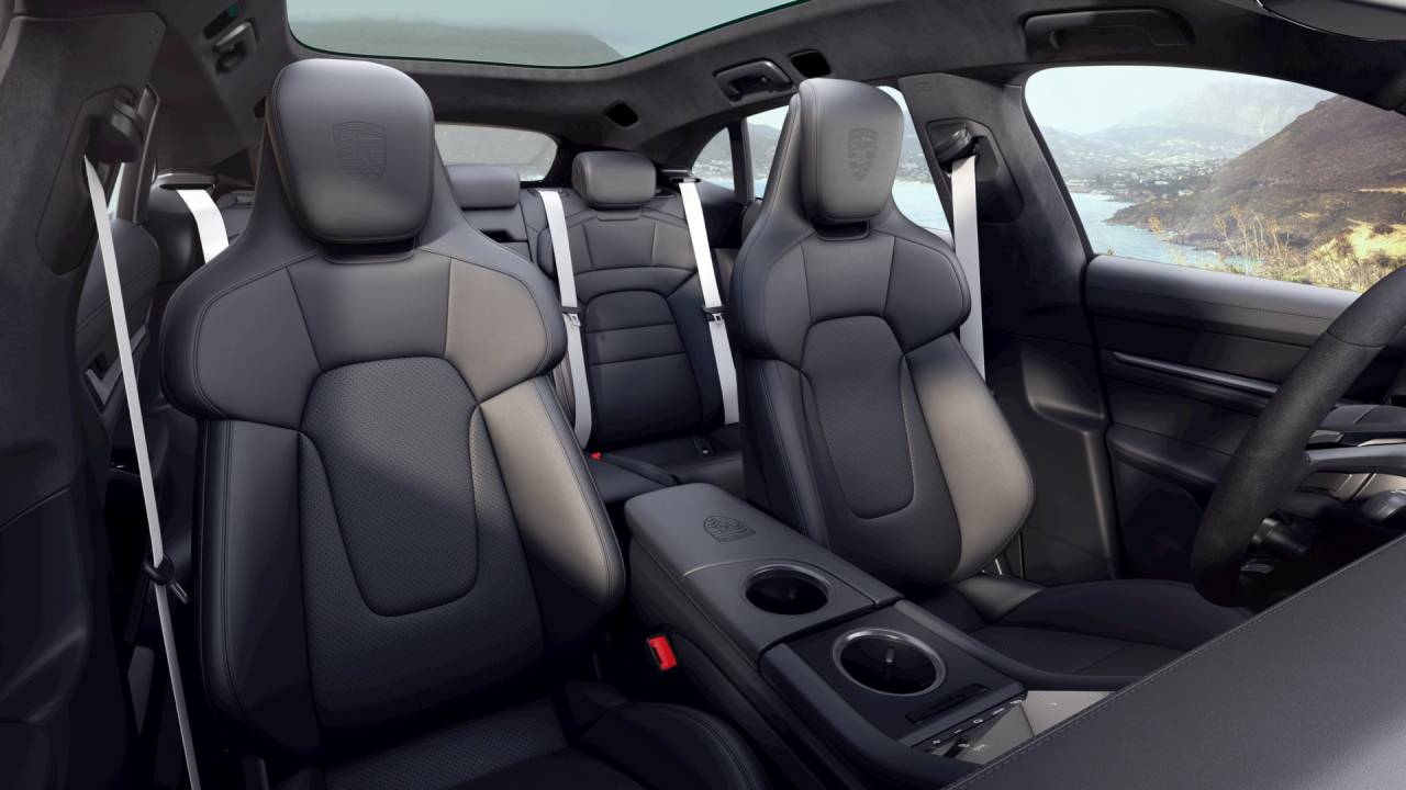 Used Porsche Taycan 2023 for sale - 77013525: Photo 6