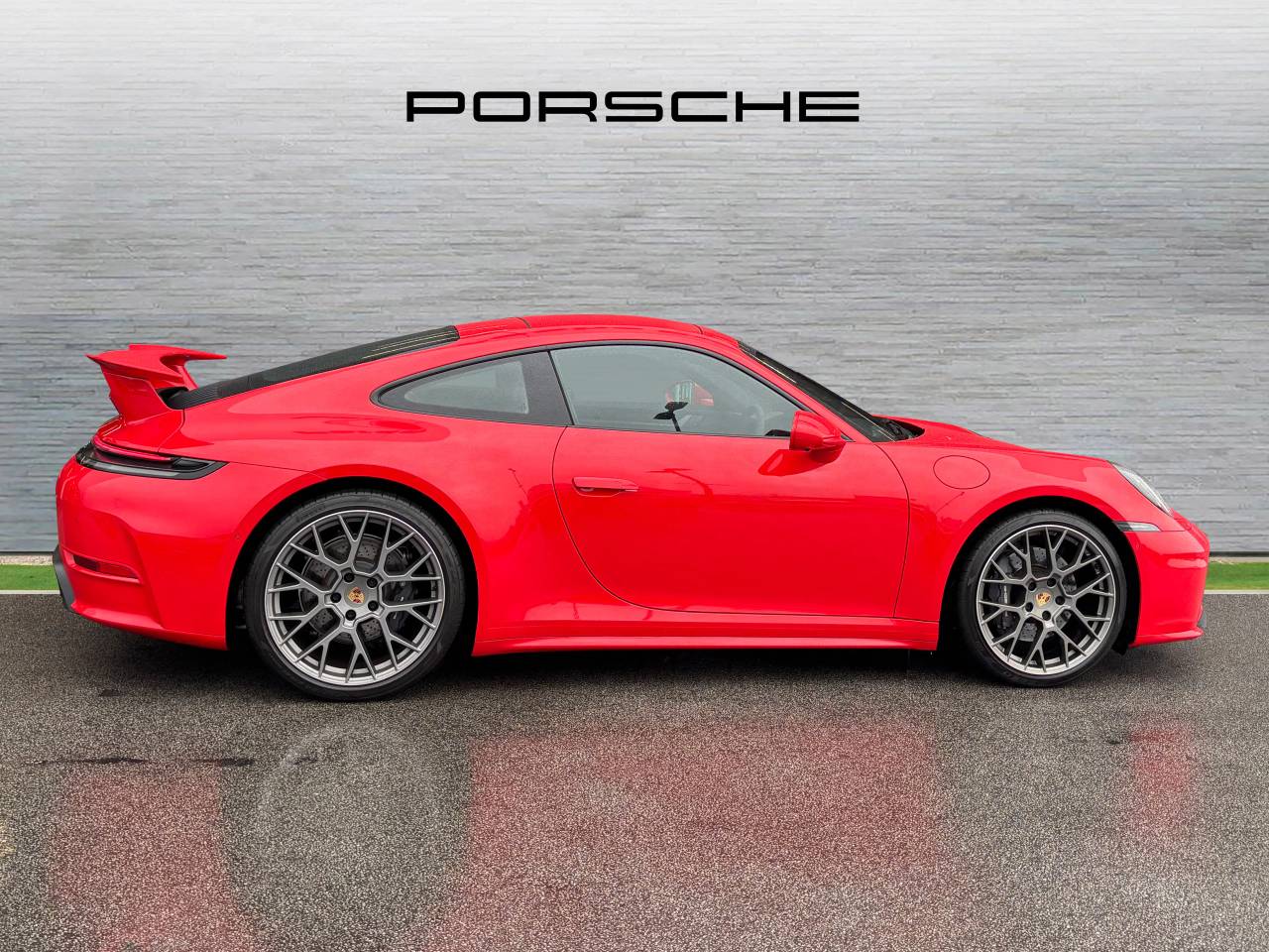 Used Porsche 911 2024 for sale - 77013422: Photo 2