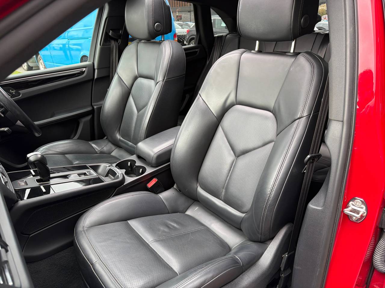 Used Porsche Macan 2022 for sale - 77855218: Photo 21