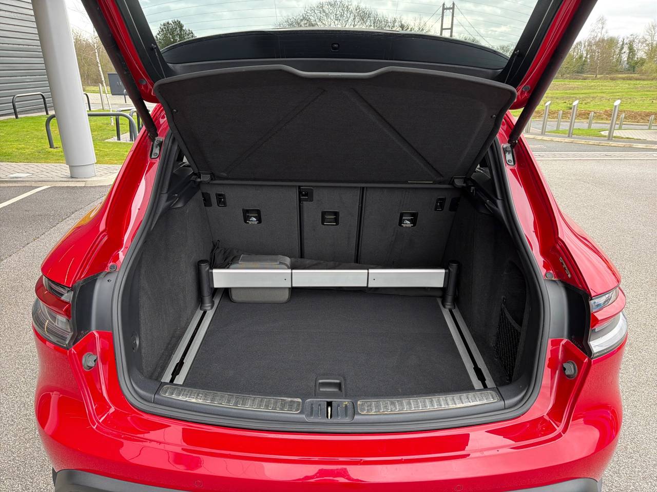 Used Porsche Macan 2022 for sale - 77855218: Photo 37