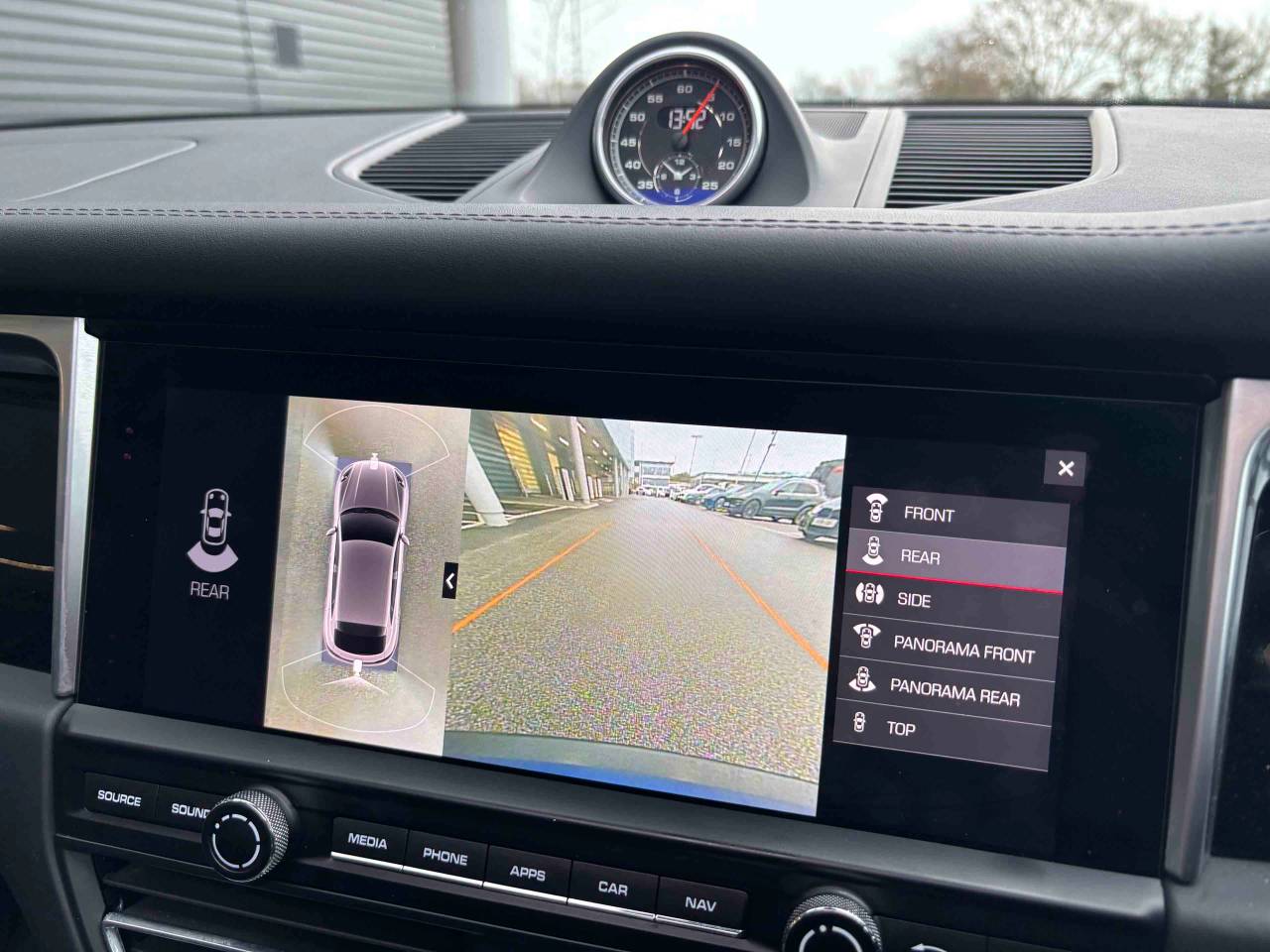 Used Porsche Macan 2020 for sale - 77013376: Photo 22