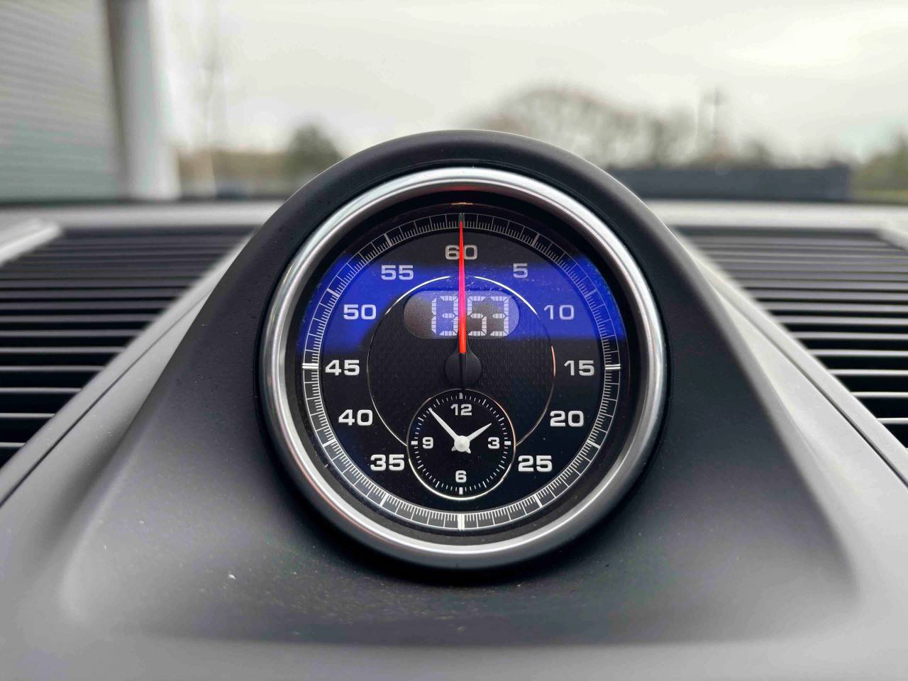 Used Porsche Macan 2020 for sale - 77013376: Photo 24