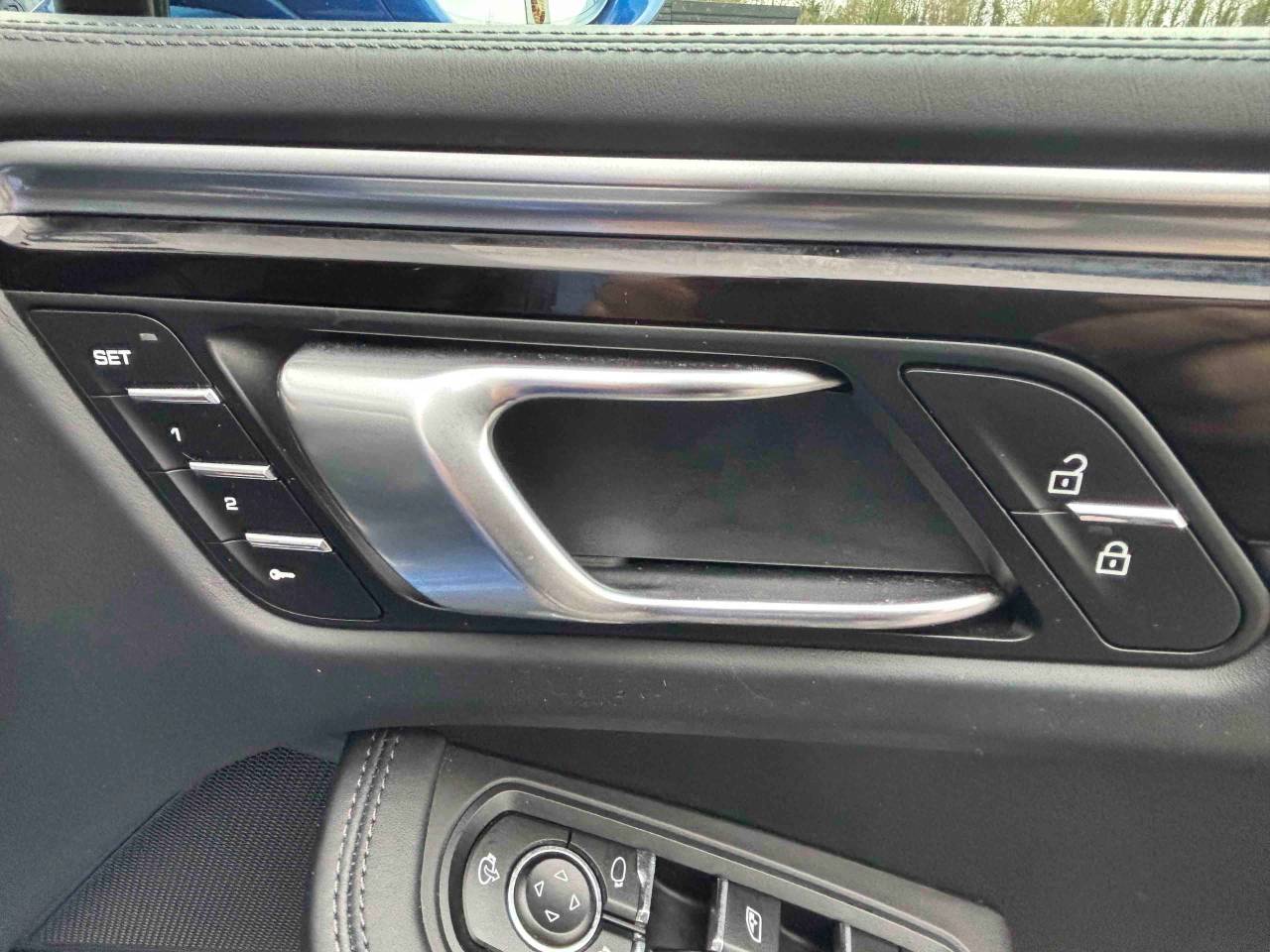 Used Porsche Macan 2020 for sale - 77013376: Photo 29