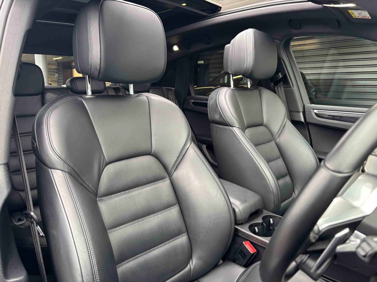 Used Porsche Macan 2020 for sale - 77013376: Photo 5