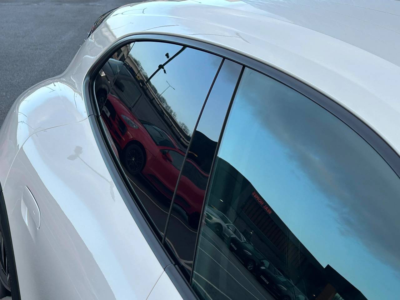 Used Porsche Taycan 2021 for sale - 77346379: Photo 18