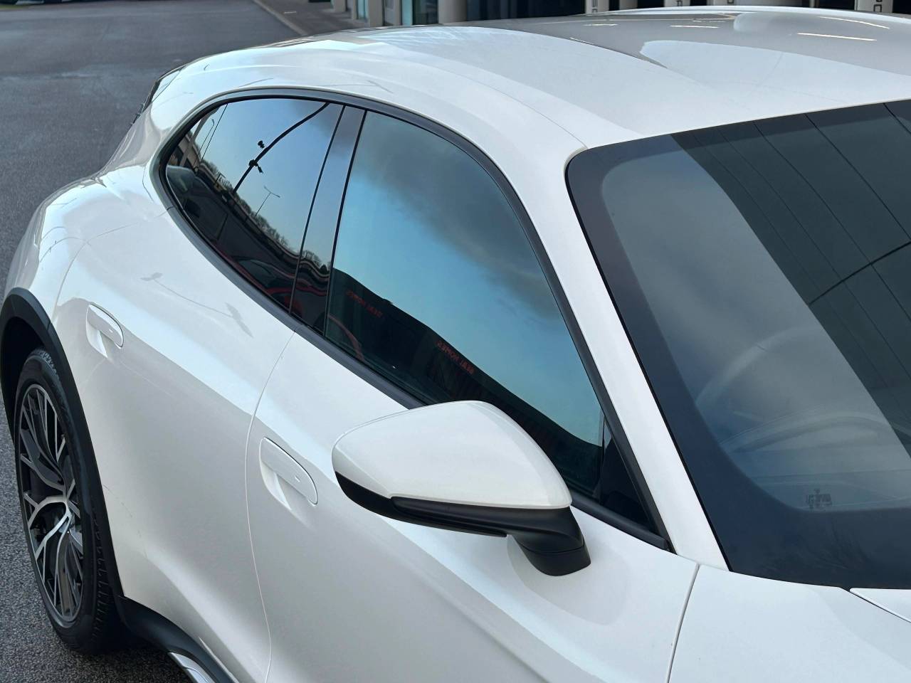 Used Porsche Taycan 2021 for sale - 77346379: Photo 22